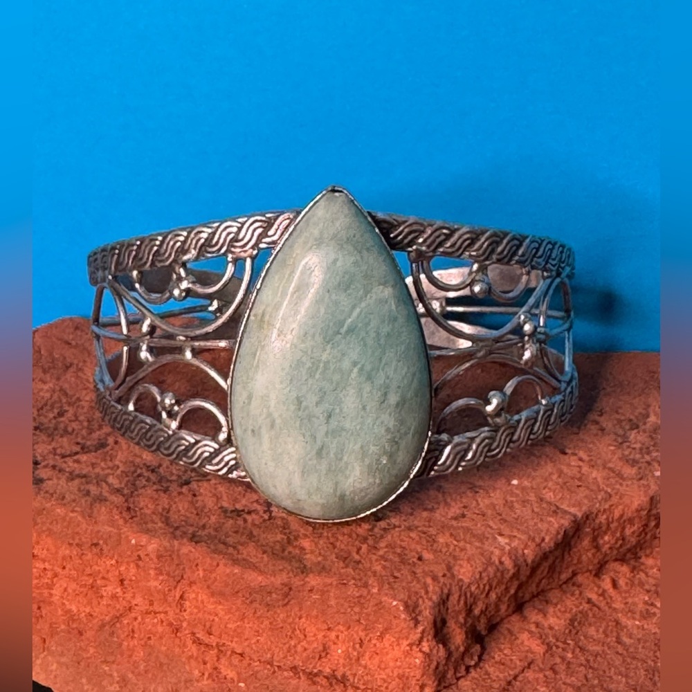 NEW Sterling Silver Bracelet with Larimar Stone